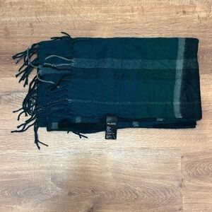 NWOT Aldo Men’s Green and Black Plaid Winter Scarf